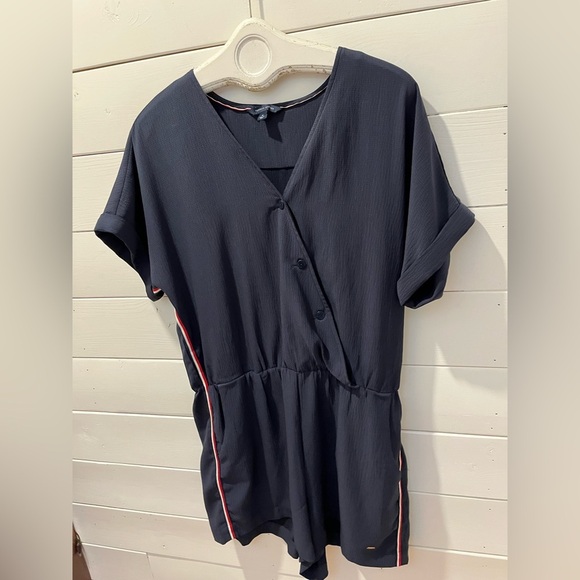 Tommy Hilfiger Navy Romper – Size 18 - Picture 8 of 10